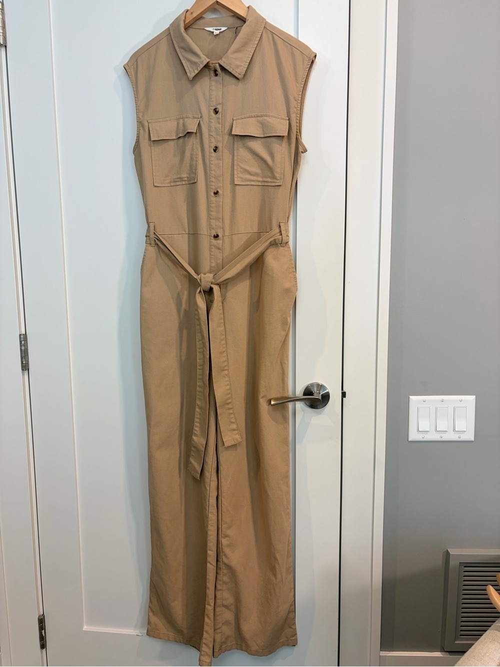 Ciso Sleeveless Tan Utility Jumpsuit Belted Wide Leg Tan Size M